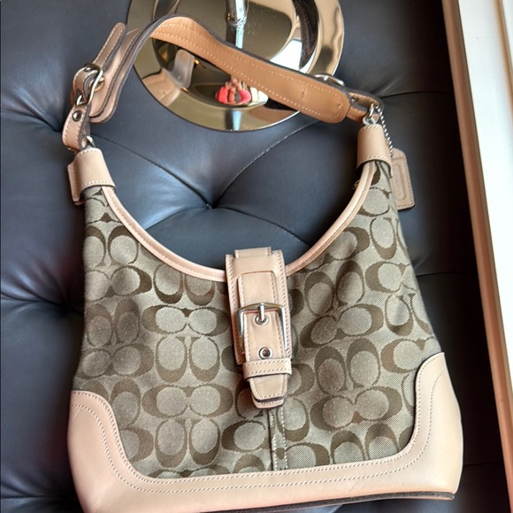 Tan and Cream Monogram Shoulder Bag - Picture 2 of 8